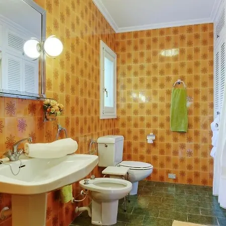 Villa Punta Prima Sleeps 9 Pool Air Con Wifi *
